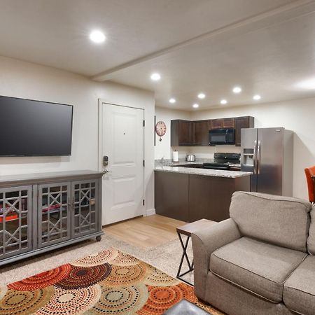 מואב 6A Family Friendly Redcliff Condo Pool & Hot Tub מראה חיצוני תמונה